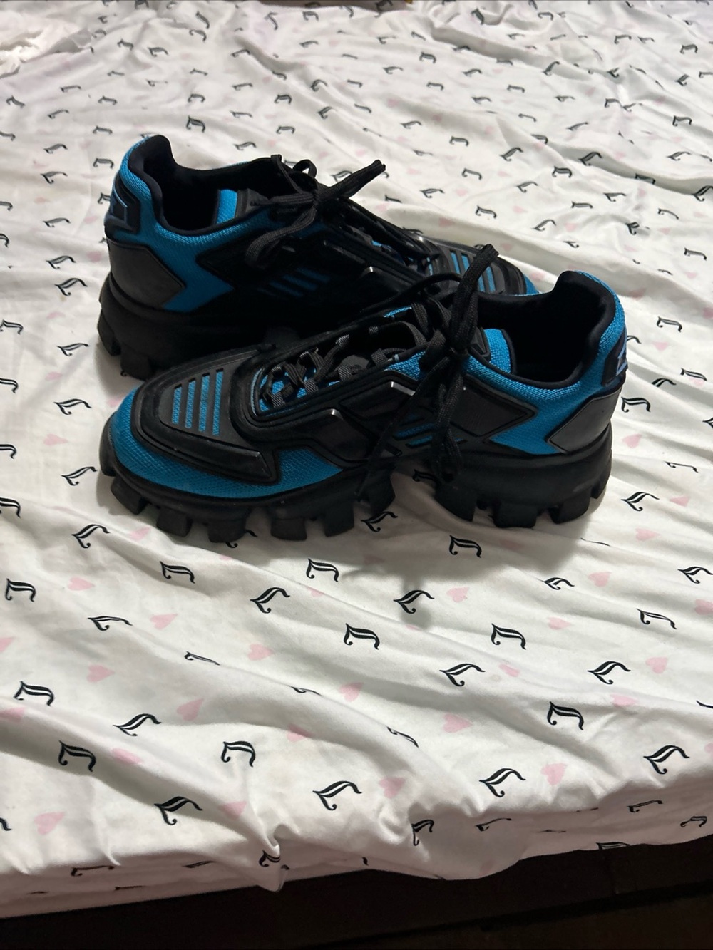 Prada thunder cloudburst